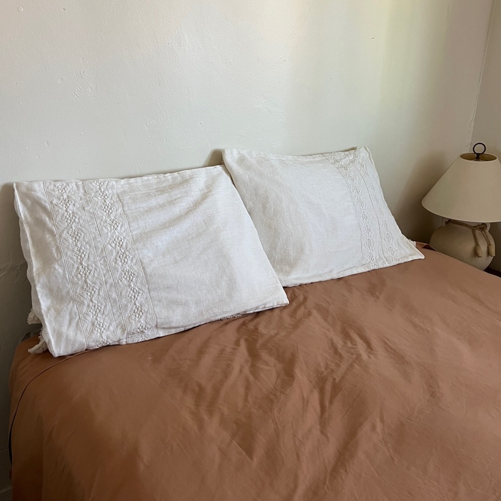 Ethan Allen 100% Linen Gauze Antique Inspired Pillowcases - KING - Set of 2